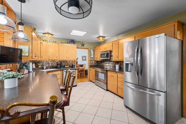 3003 Lincoln AVENUE, La Crosse, WI 54601