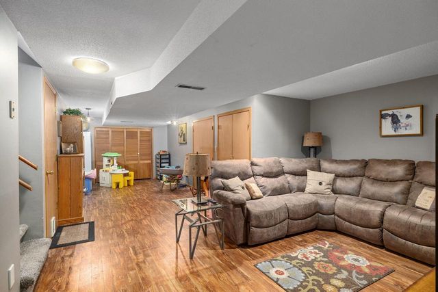 3003 Lincoln AVENUE, La Crosse, WI 54601