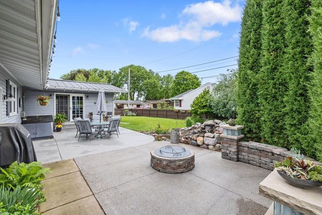 3003 Lincoln AVENUE, La Crosse, WI 54601