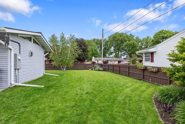 3003 Lincoln AVENUE, La Crosse, WI 54601