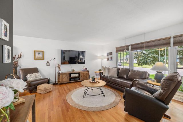 3003 Lincoln AVENUE, La Crosse, WI 54601