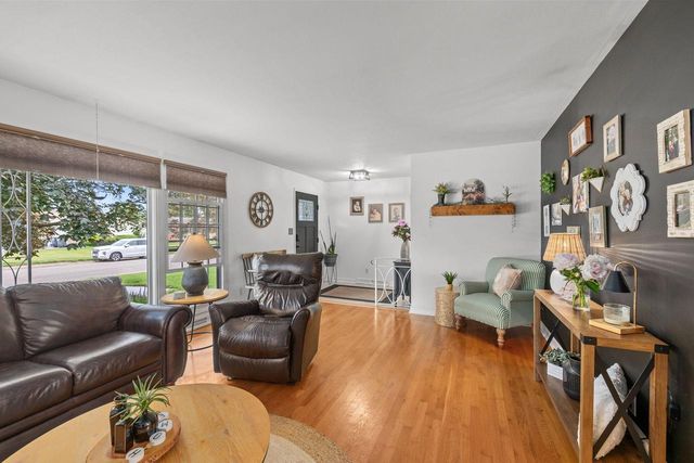3003 Lincoln AVENUE, La Crosse, WI 54601