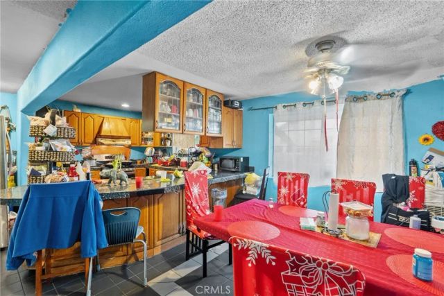 943 W 65th Street, Los Angeles, CA 90044