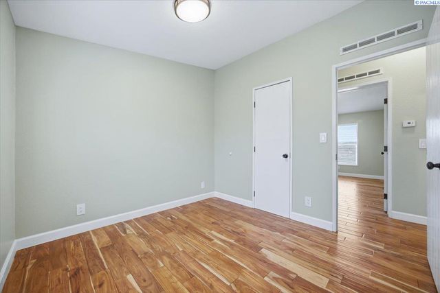 2619 E Adelia Road, Pasco, WA 99301