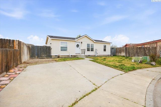 2619 E Adelia Road, Pasco, WA 99301