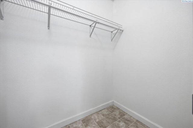 2619 E Adelia Road, Pasco, WA 99301