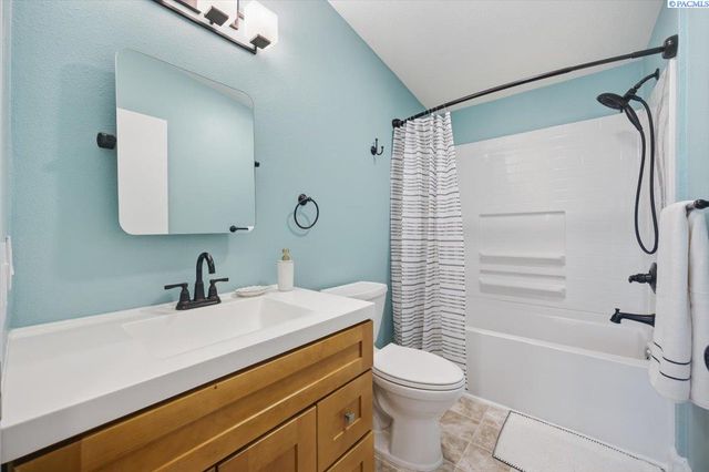 2619 E Adelia Road, Pasco, WA 99301