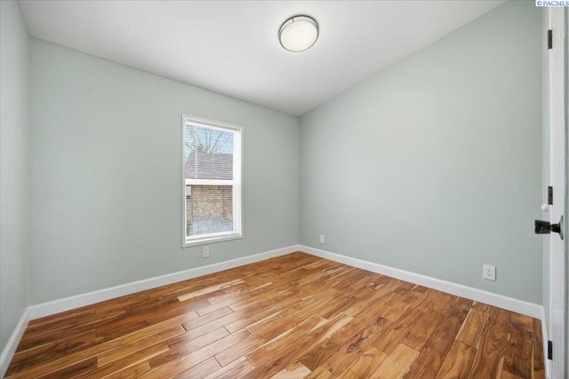 2619 E Adelia Road, Pasco, WA 99301