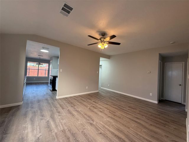 5022 Canyon Blanco Drive, Houston, TX 77045