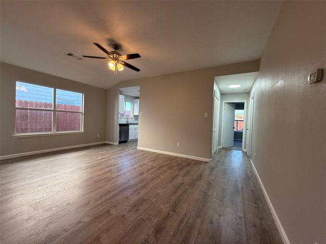 5022 Canyon Blanco Drive, Houston, TX 77045