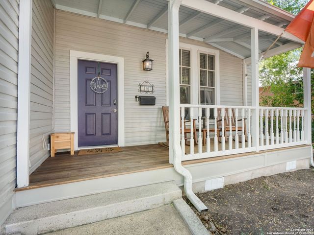 306 Devine Street, San Antonio, TX 78210