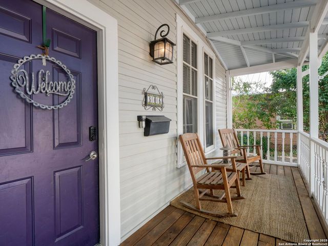 306 Devine Street, San Antonio, TX 78210