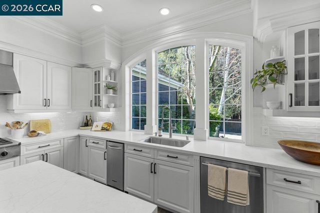 218 218 Erselia Trl, Alamo, CA 94507