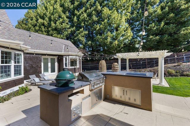 218 218 Erselia Trl, Alamo, CA 94507