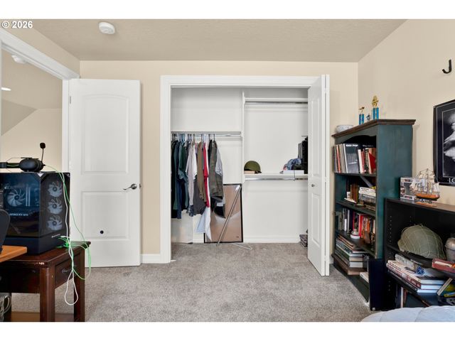 2240 TURNBERRY Ct, Eugene, OR 97401