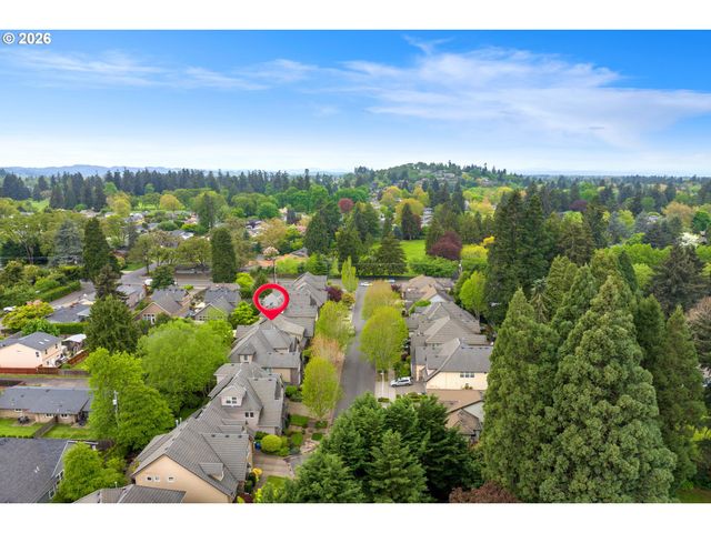 2240 TURNBERRY Ct, Eugene, OR 97401