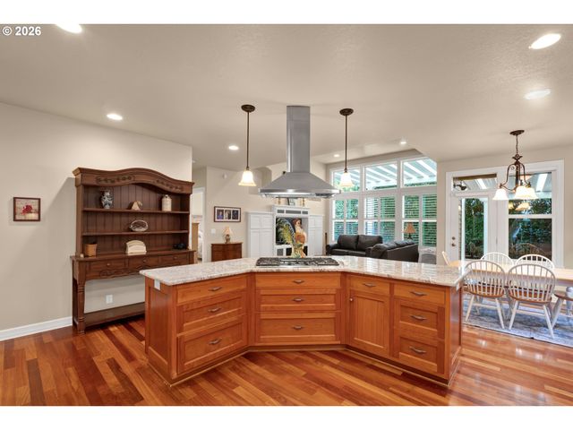 2240 TURNBERRY Ct, Eugene, OR 97401