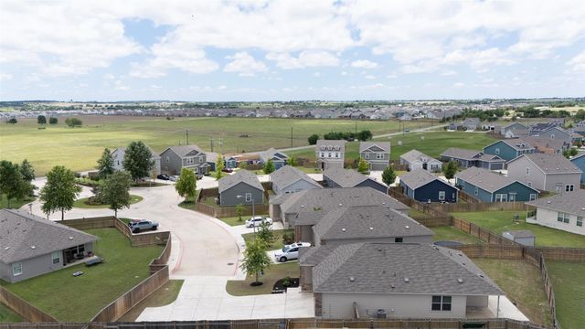509 Callisto CT, Jarrell, TX 76537