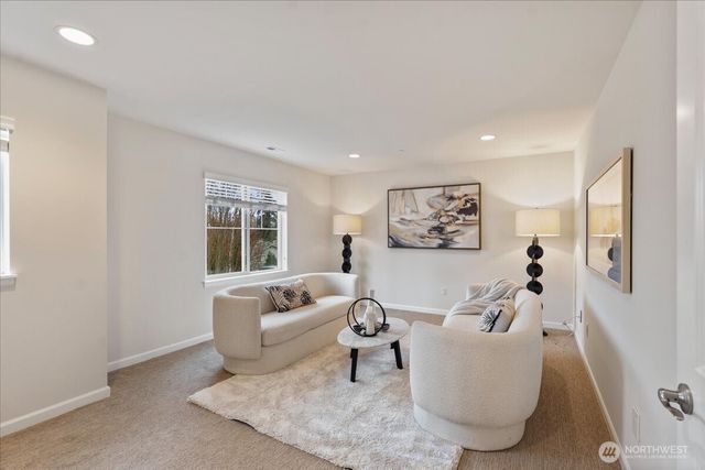 7640 NE 195th Street, Kenmore, WA 98028