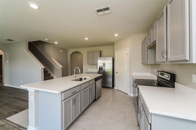 321 ALEXZANDER WAY, Winter Haven, FL 33881
