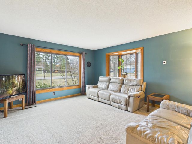 3701 Roseberry Place, Anoka, MN 55303