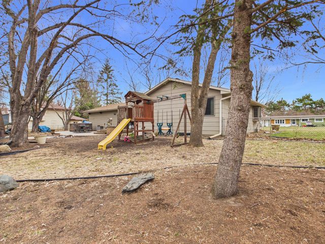 3701 Roseberry Place, Anoka, MN 55303