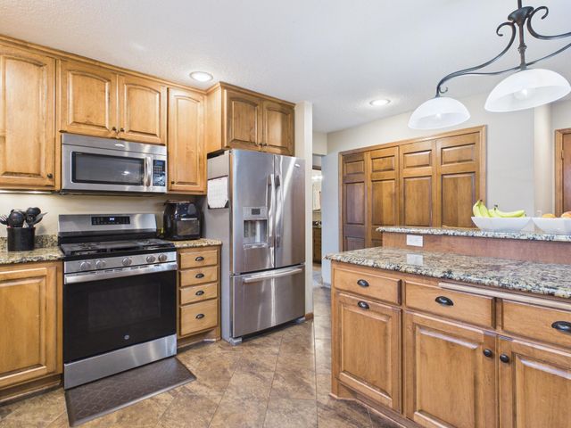 3701 Roseberry Place, Anoka, MN 55303