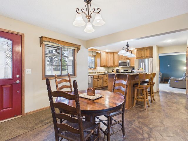 3701 Roseberry Place, Anoka, MN 55303