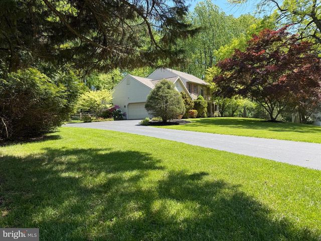 4 ROYAL COURT, Reading, PA 19607