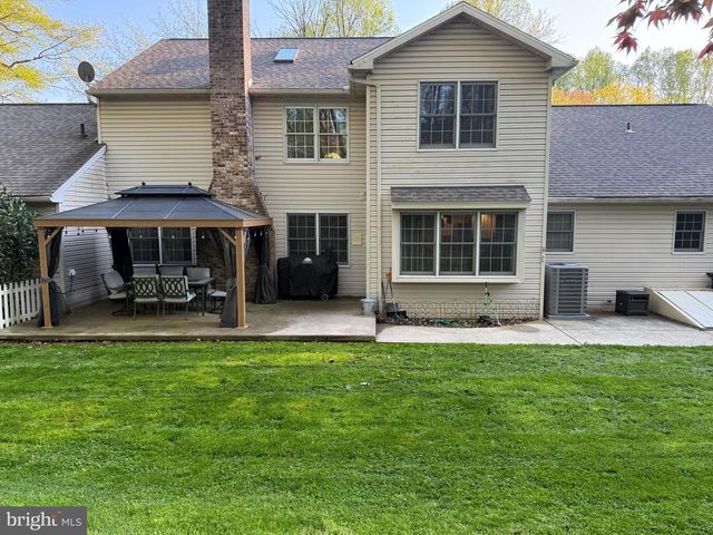4 ROYAL COURT, Reading, PA 19607