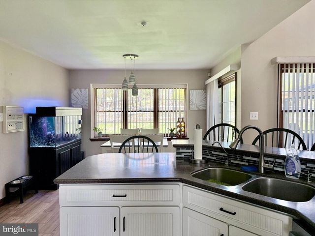 4 ROYAL COURT, Reading, PA 19607