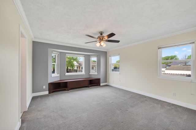 11237 W Carr Ct, Wichita, KS 67209