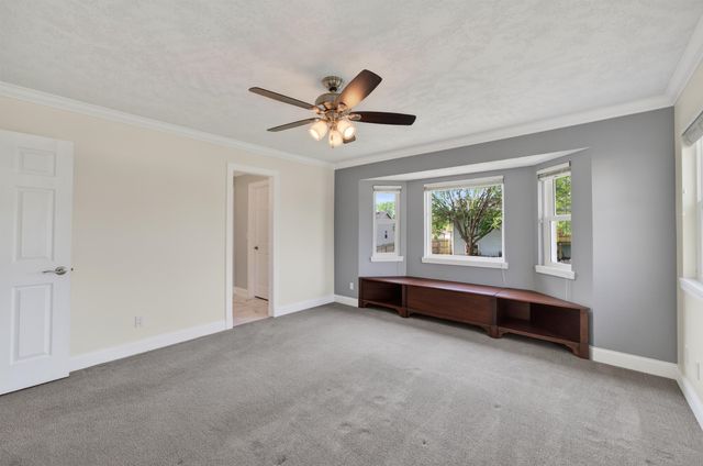 11237 W Carr Ct, Wichita, KS 67209