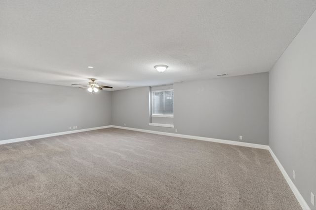 11237 W Carr Ct, Wichita, KS 67209