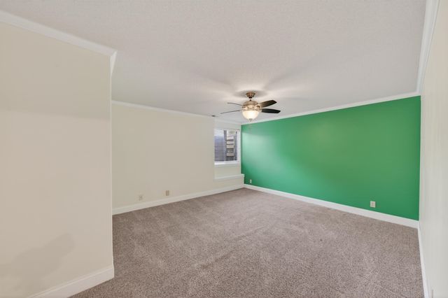 11237 W Carr Ct, Wichita, KS 67209