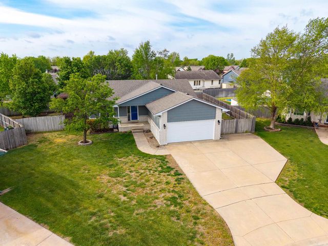 11237 W Carr Ct, Wichita, KS 67209