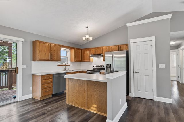 11237 W Carr Ct, Wichita, KS 67209