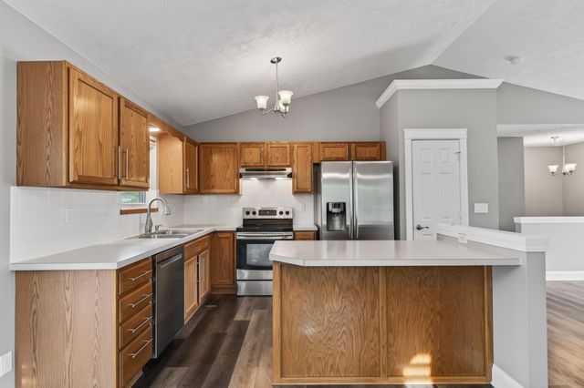 11237 W Carr Ct, Wichita, KS 67209