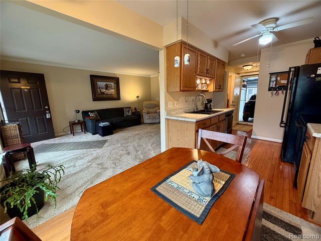 3041 High Pointe Ridge Road, Lake Orion, MI 48359