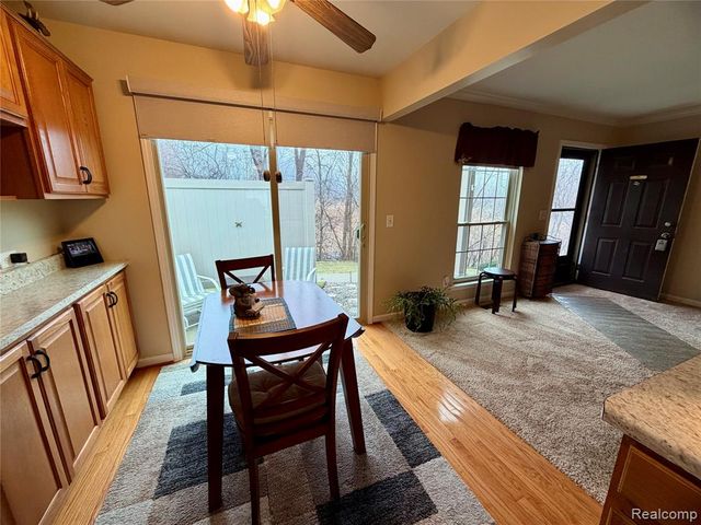 3041 High Pointe Ridge Road, Lake Orion, MI 48359