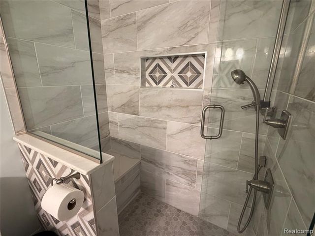 3041 High Pointe Ridge Road, Lake Orion, MI 48359