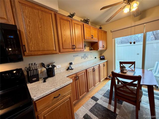 3041 High Pointe Ridge Road, Lake Orion, MI 48359