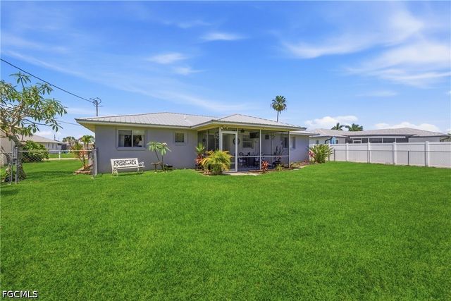 4329 SW 1st PL, Cape Coral, FL 33914