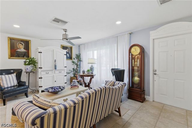 4329 SW 1st PL, Cape Coral, FL 33914