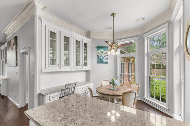 5611 Garden Point Drive, Kingwood, TX 77345