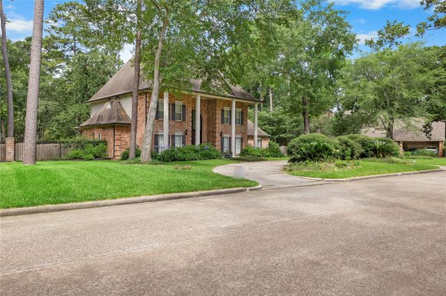 5611 Garden Point Drive, Kingwood, TX 77345