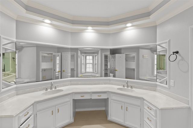 5611 Garden Point Drive, Kingwood, TX 77345