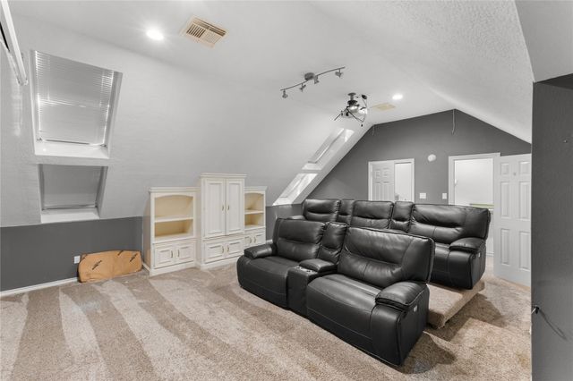 5611 Garden Point Drive, Kingwood, TX 77345