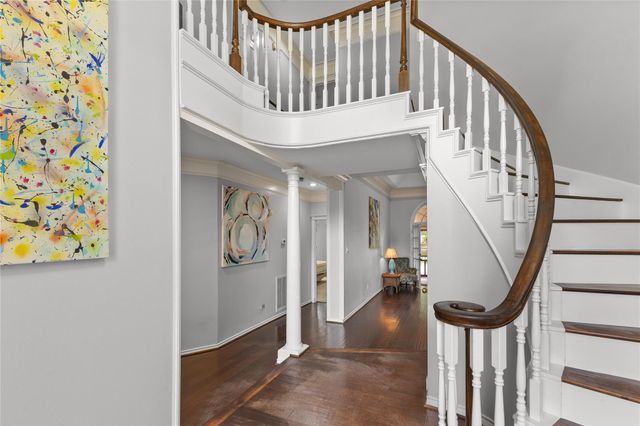 5611 Garden Point Drive, Kingwood, TX 77345