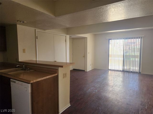 3771 Desert Marina Drive 87, Laughlin, NV 89029